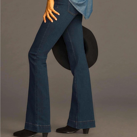 DL1961 “Bridget high rise instasculpt jeans” New with tags. - Picture 9 of 10